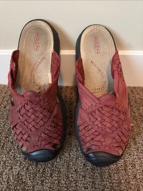 KEEN Women’s Woven Red Slip-On Clog Mule